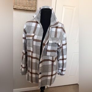 Plaid womans Jacket in Gray and Brown